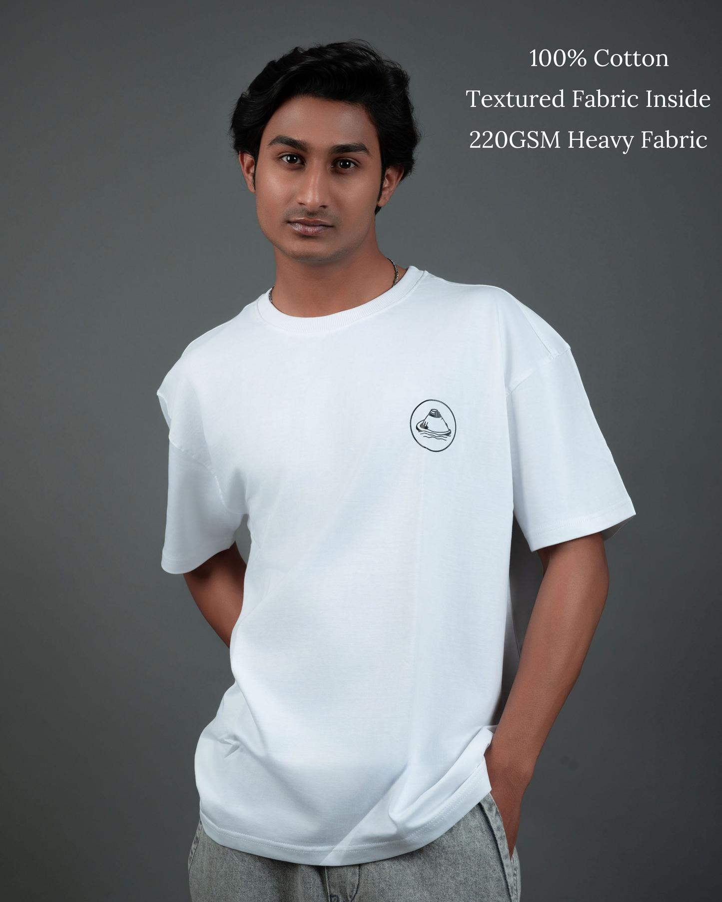 Approaching The Space Vehicle Men Oversized T-Shirt
